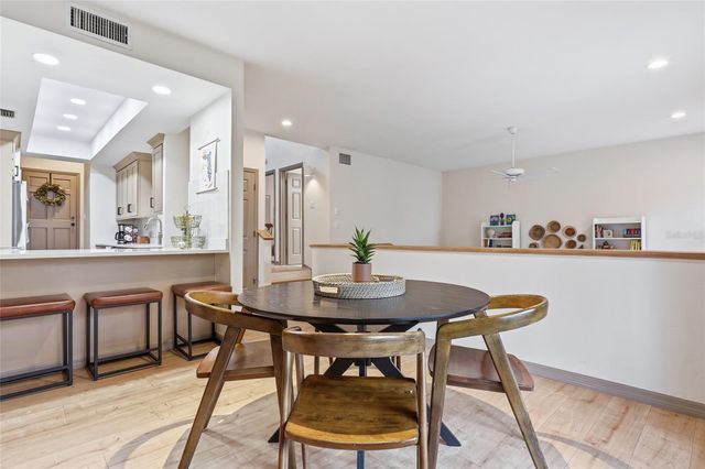 5324 NW 9TH LANE, Gainesville, FL 32605