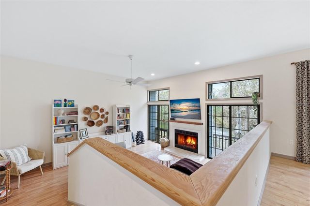 5324 NW 9TH LANE, Gainesville, FL 32605