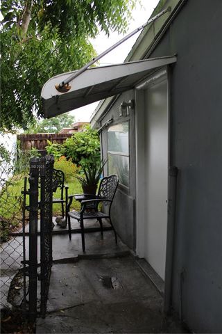 6651 Custer St, Hollywood, FL 33024