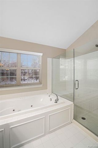 6033 Campfire Circle, Clarkston, MI 48346