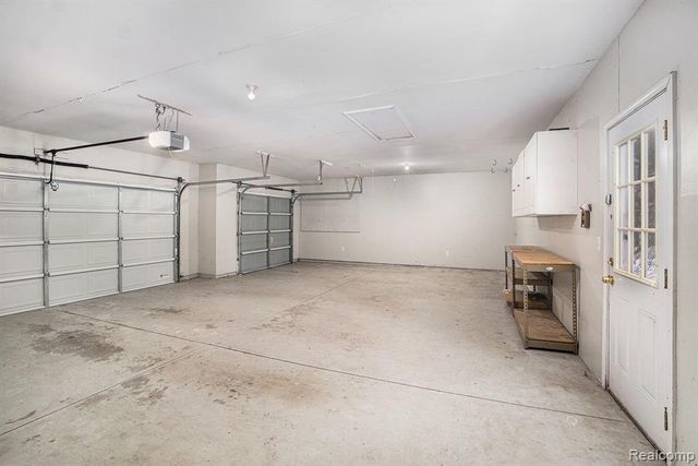 6033 Campfire Circle, Clarkston, MI 48346