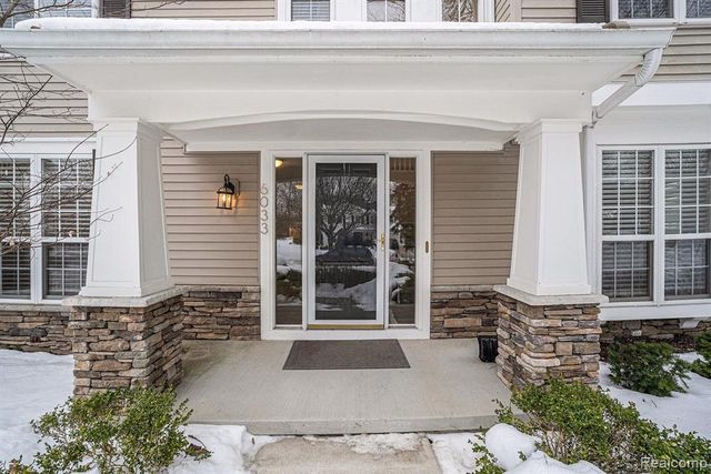 6033 Campfire Circle, Clarkston, MI 48346