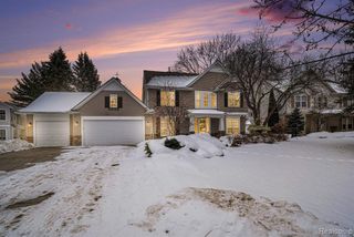 6033 Campfire Circle, Clarkston, MI 48346