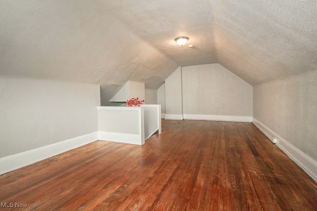 2100 Cottage Grove Drive, Cleveland Heights, OH 44118