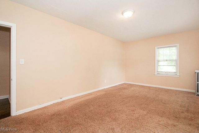 2100 Cottage Grove Drive, Cleveland Heights, OH 44118