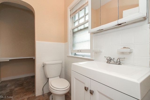 2100 Cottage Grove Drive, Cleveland Heights, OH 44118