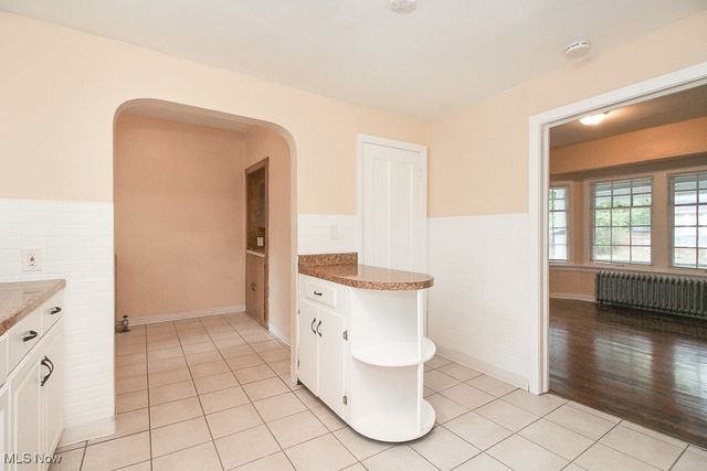 2100 Cottage Grove Drive, Cleveland Heights, OH 44118