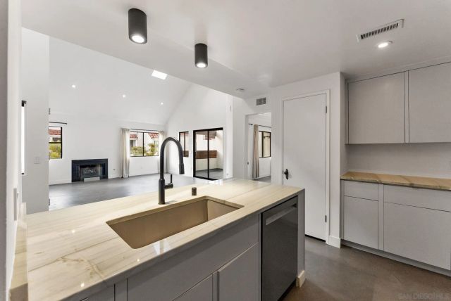 701 Kettner Blvd. 100, San Diego, CA 92101