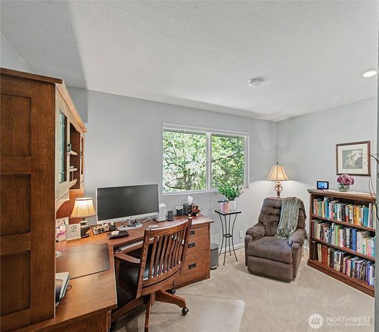 19719 41st Avenue NE, Lake Forest Park, WA 98155