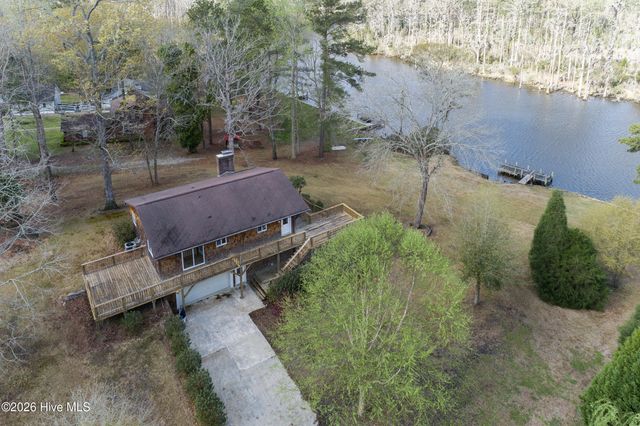 334 Creekwood Lane, Blounts Creek, NC 27814