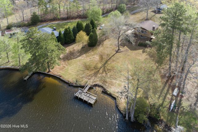 334 Creekwood Lane, Blounts Creek, NC 27814