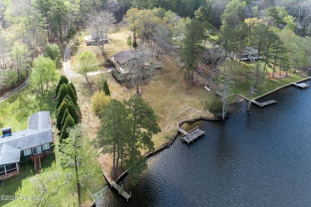 334 Creekwood Lane, Blounts Creek, NC 27814