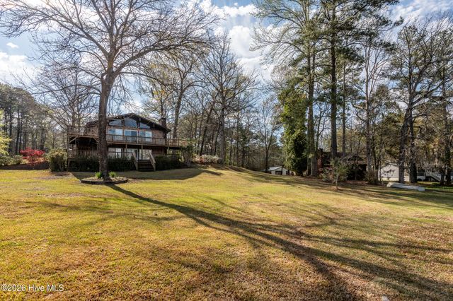 334 Creekwood Lane, Blounts Creek, NC 27814