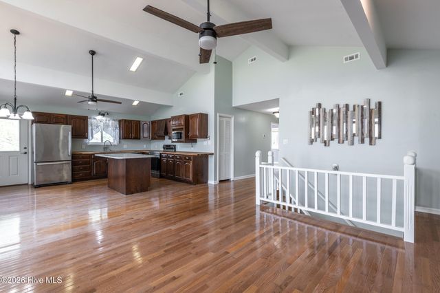 334 Creekwood Lane, Blounts Creek, NC 27814