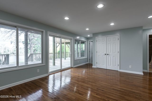 334 Creekwood Lane, Blounts Creek, NC 27814