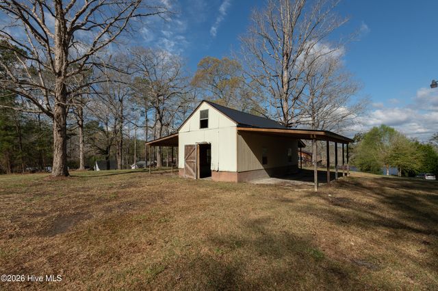 334 Creekwood Lane, Blounts Creek, NC 27814