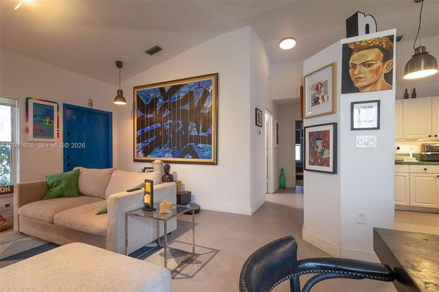 743 SW 121st Ave, Pembroke Pines, FL 33025