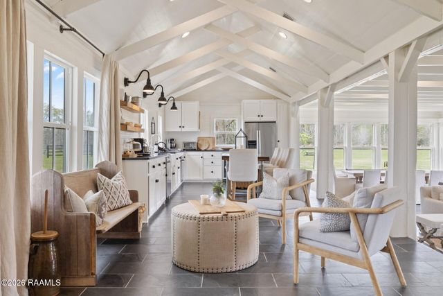 1601 La-357, Opelousas, LA 70570