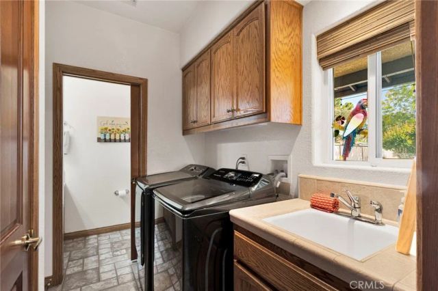 19985 Red Feather, Apple Valley, CA 92307