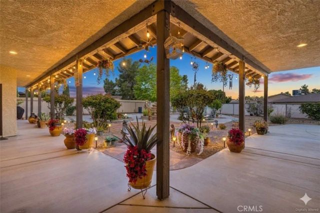 19985 Red Feather, Apple Valley, CA 92307