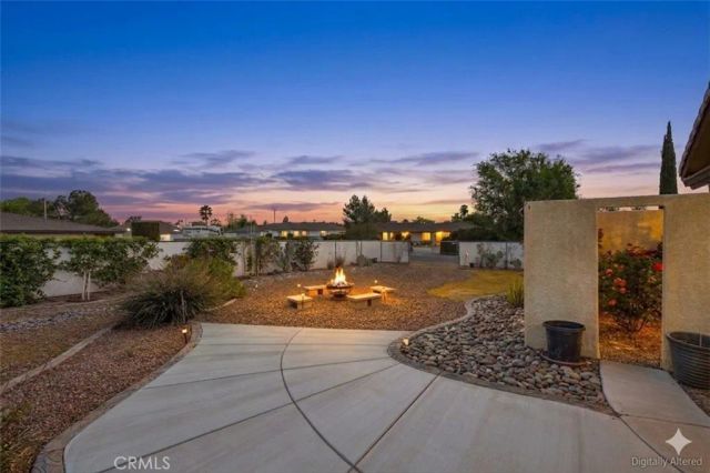 19985 Red Feather, Apple Valley, CA 92307