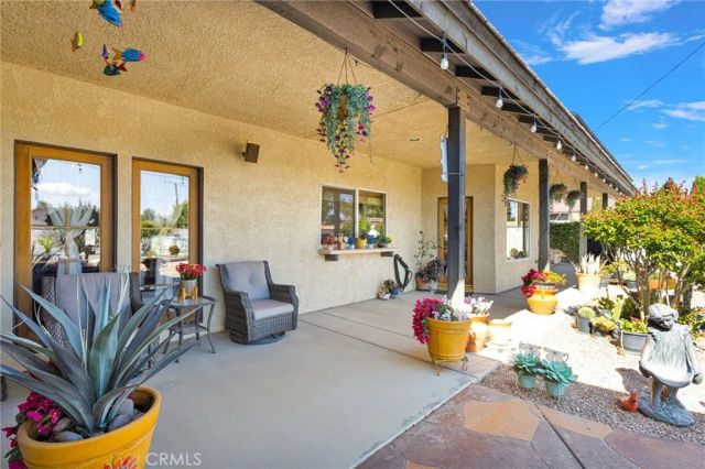 19985 Red Feather, Apple Valley, CA 92307