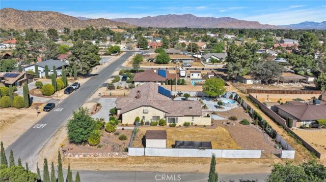 19985 Red Feather, Apple Valley, CA 92307