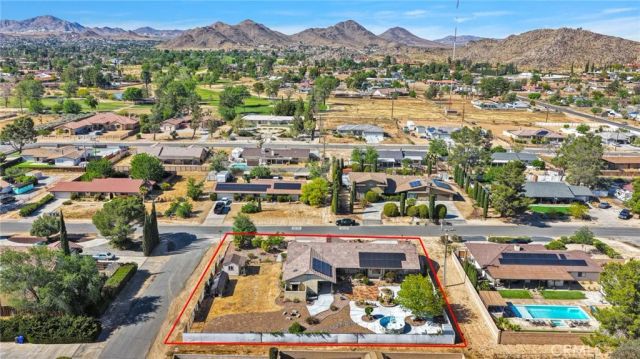 19985 Red Feather, Apple Valley, CA 92307