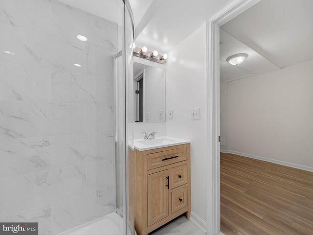 10278 COLONY PARK DR, Fairfax, VA 22032