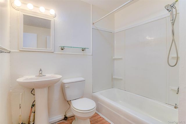 1614 Route 9W 3, Milton, NY 12542