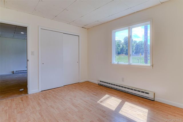 1614 Route 9W 3, Milton, NY 12542