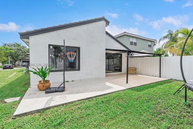 2956 SW 179th Ave, Miramar, FL 33029