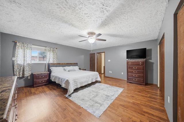 890 4th Street, Baden, PA 15005