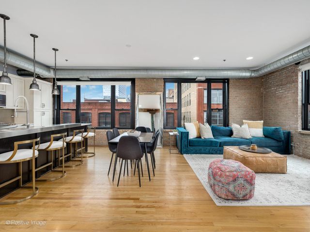 1118 W Fulton Market Street 403, Chicago, IL 60607