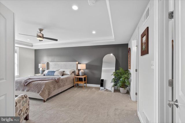 311 ECKER DR, Lititz, PA 17543