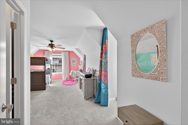 311 ECKER DR, Lititz, PA 17543