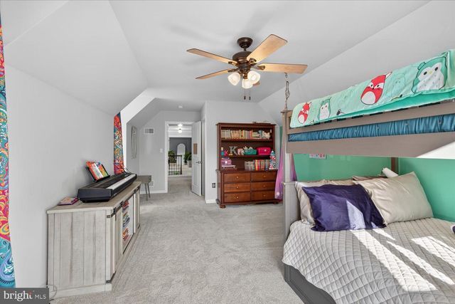 311 ECKER DR, Lititz, PA 17543