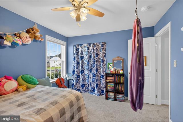 311 ECKER DR, Lititz, PA 17543