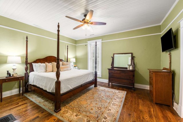 405 Webb Rd, W, Bell Buckle, TN 37020