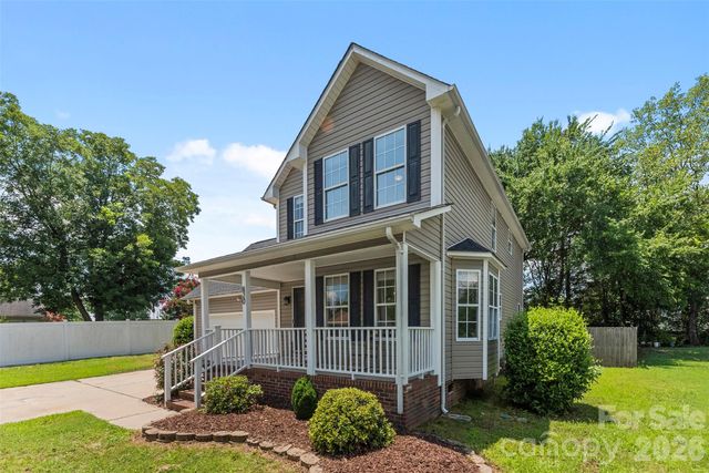 820 Saint Andrews Place, Concord, NC 28025