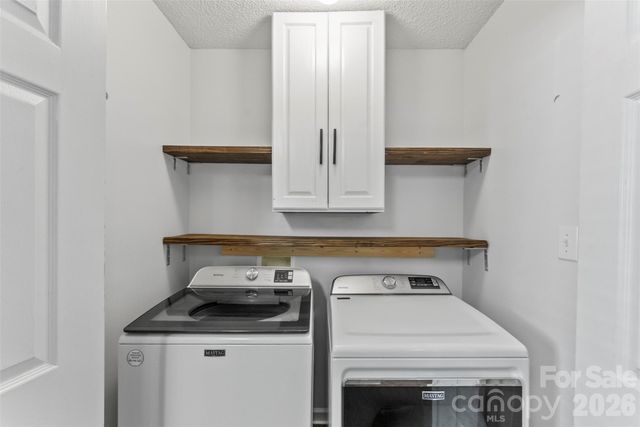 820 Saint Andrews Place, Concord, NC 28025