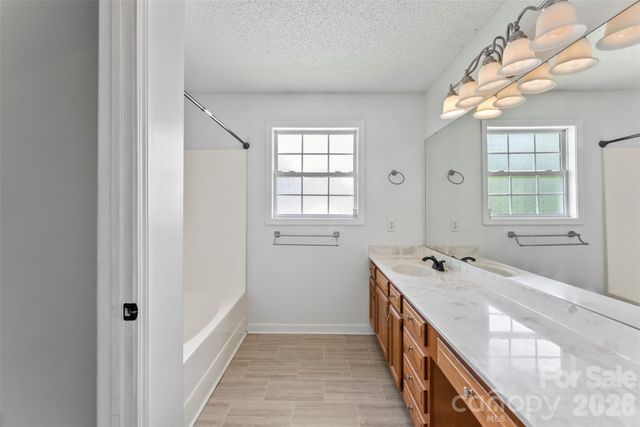 820 Saint Andrews Place, Concord, NC 28025