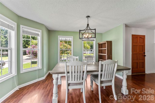 820 Saint Andrews Place, Concord, NC 28025