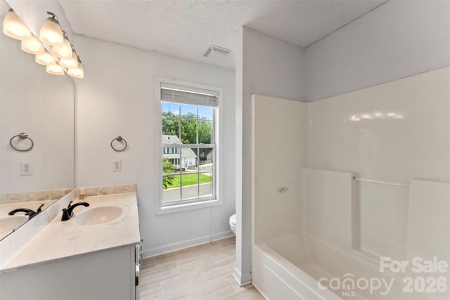 820 Saint Andrews Place, Concord, NC 28025