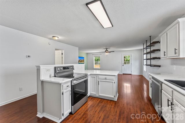 820 Saint Andrews Place, Concord, NC 28025