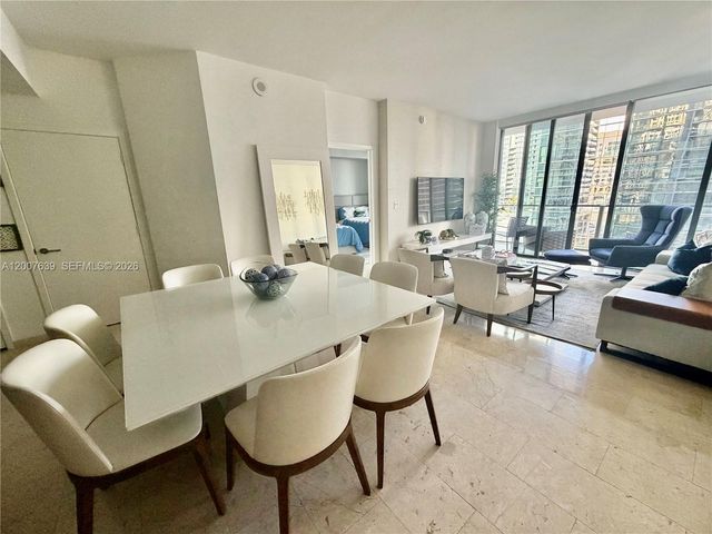 88 SW 7th St 1109, Miami, FL 33130