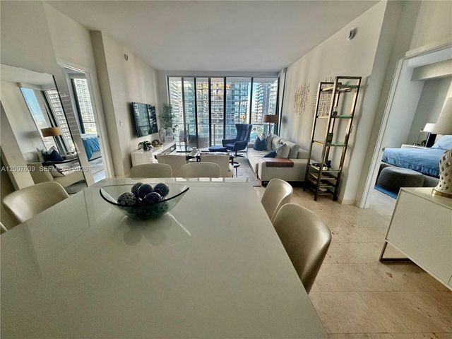 88 SW 7th St 1109, Miami, FL 33130