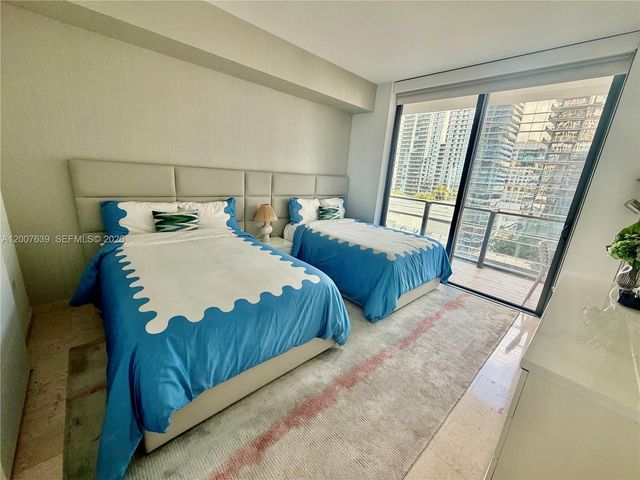 88 SW 7th St 1109, Miami, FL 33130