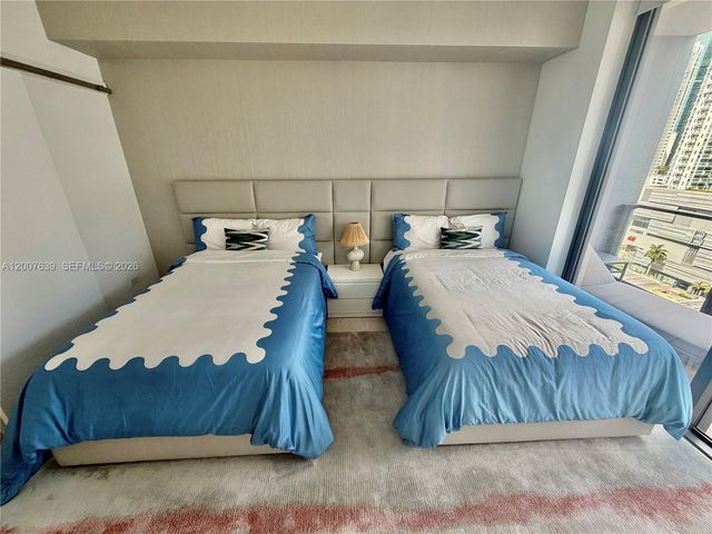 88 SW 7th St 1109, Miami, FL 33130