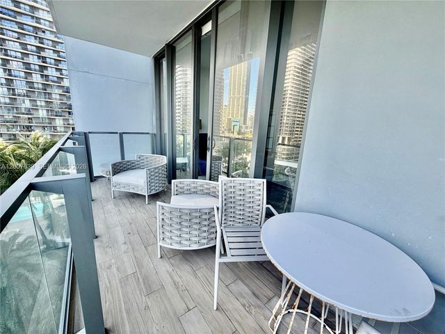 88 SW 7th St 1109, Miami, FL 33130